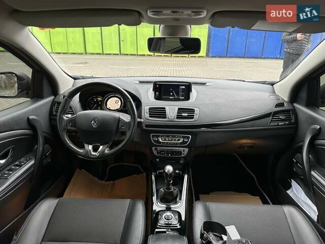 Серый Рено Меган, объемом двигателя 1.5 л и пробегом 184 тыс. км за 9300 $, фото 26 на Automoto.ua