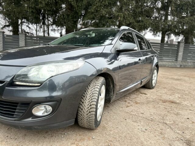 Сірий Рено Меган, об'ємом двигуна 1.5 л та пробігом 320 тис. км за 8300 $, фото 3 на Automoto.ua