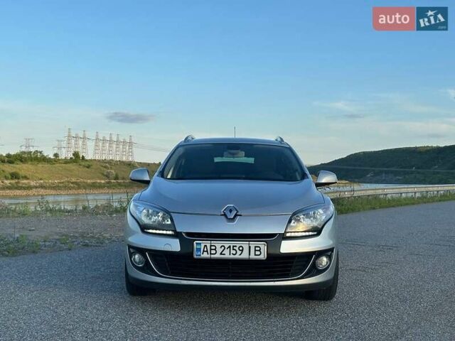 Рено Меган 2013 в Виннице на Automoto.ua Серый Рено Меган, объемом двигателя 1.46 л и пробегом 270 тыс. км за 7800 $, фото 2 на Automoto.ua
