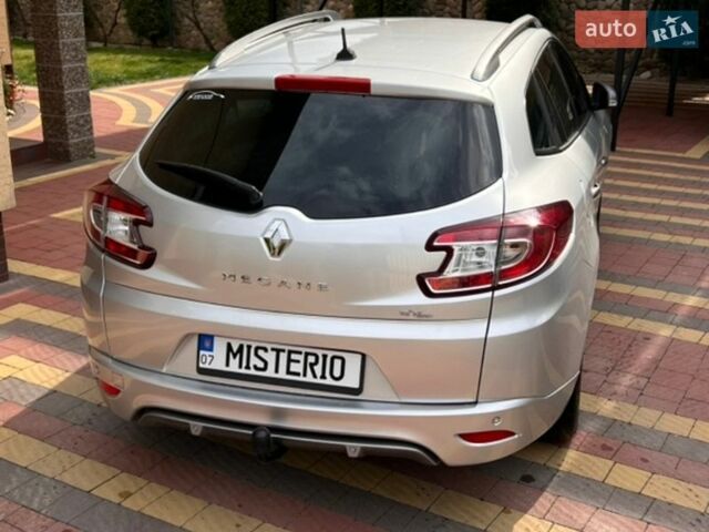 Сірий Рено Меган, об'ємом двигуна 1.46 л та пробігом 318 тис. км за 8000 $, фото 4 на Automoto.ua