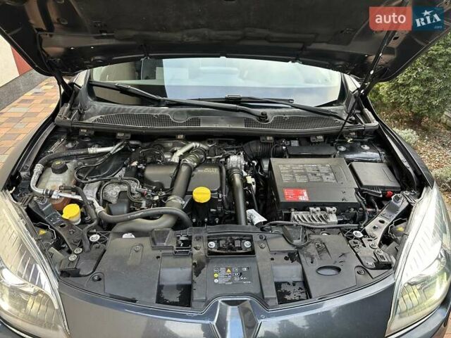 Сірий Рено Меган, об'ємом двигуна 1.5 л та пробігом 261 тис. км за 8350 $, фото 32 на Automoto.ua