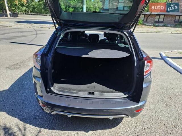 Серый Рено Меган, объемом двигателя 1.2 л и пробегом 172 тыс. км за 7600 $, фото 5 на Automoto.ua