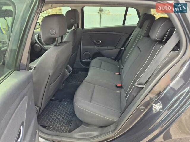 Серый Рено Меган, объемом двигателя 1.5 л и пробегом 302 тыс. км за 7150 $, фото 22 на Automoto.ua