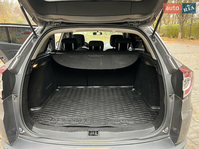 Сірий Рено Меган, об'ємом двигуна 1.46 л та пробігом 273 тис. км за 7450 $, фото 21 на Automoto.ua