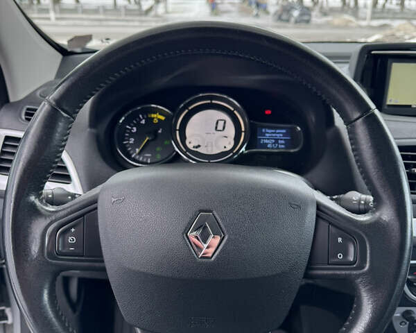 Сірий Рено Меган, об'ємом двигуна 1.5 л та пробігом 214 тис. км за 9100 $, фото 34 на Automoto.ua