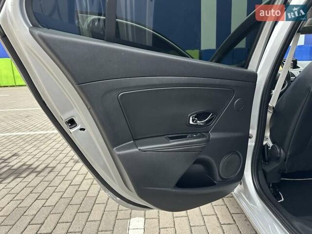 Серый Рено Меган, объемом двигателя 1.5 л и пробегом 184 тыс. км за 9300 $, фото 19 на Automoto.ua