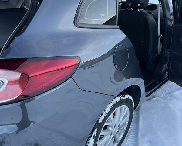 Сірий Рено Меган, об'ємом двигуна 1.46 л та пробігом 355 тис. км за 8000 $, фото 9 на Automoto.ua