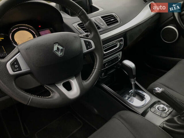 Серый Рено Меган, объемом двигателя 1.5 л и пробегом 256 тыс. км за 8350 $, фото 42 на Automoto.ua