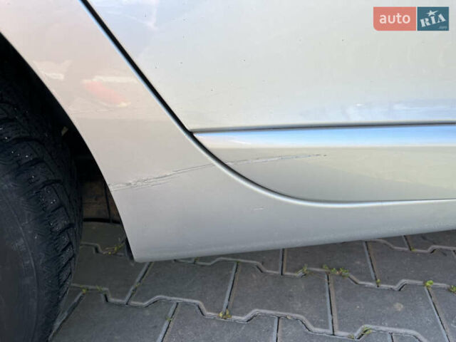 Серый Рено Меган, объемом двигателя 1.46 л и пробегом 230 тыс. км за 8000 $, фото 17 на Automoto.ua