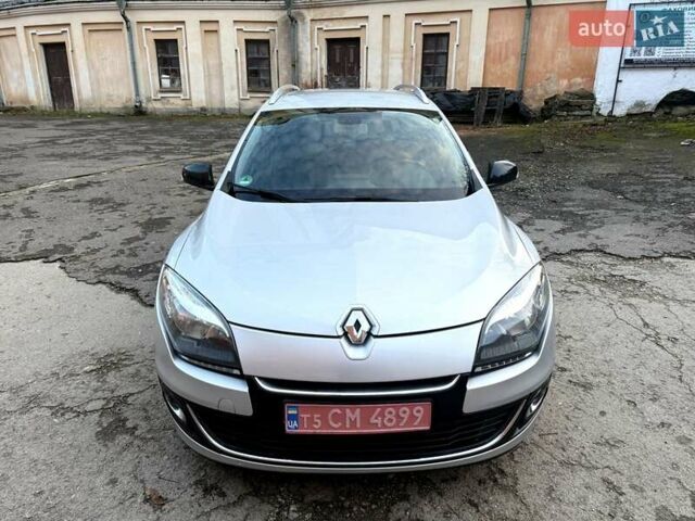 Сірий Рено Меган, об'ємом двигуна 1.6 л та пробігом 230 тис. км за 7700 $, фото 1 на Automoto.ua