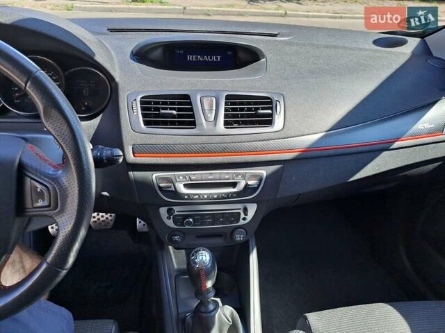 Серый Рено Меган, объемом двигателя 1.2 л и пробегом 172 тыс. км за 7600 $, фото 15 на Automoto.ua