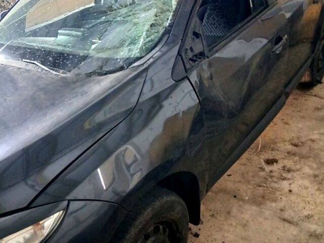 Сірий Рено Меган, об'ємом двигуна 1.5 л та пробігом 200 тис. км за 4000 $, фото 1 на Automoto.ua