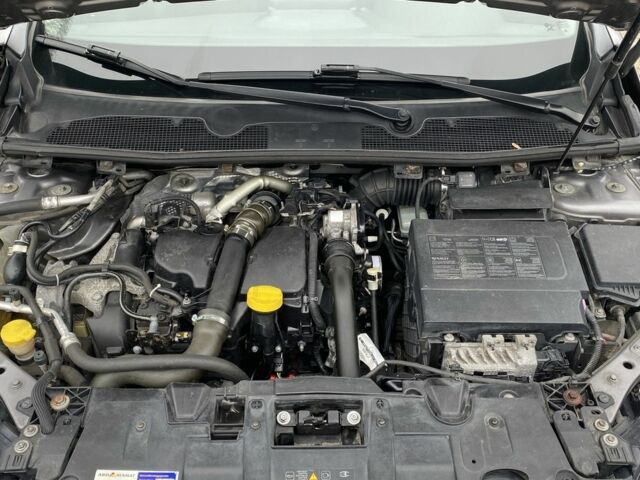 Серый Рено Меган, объемом двигателя 1.5 л и пробегом 235 тыс. км за 7700 $, фото 23 на Automoto.ua