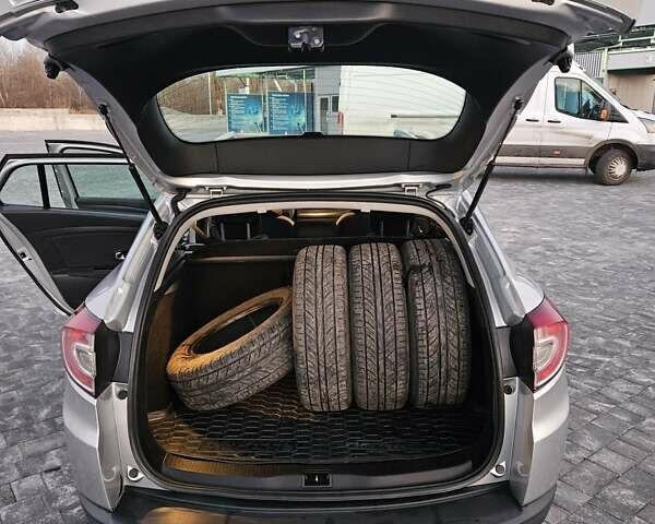 Серый Рено Меган, объемом двигателя 1.5 л и пробегом 252 тыс. км за 7549 $, фото 17 на Automoto.ua