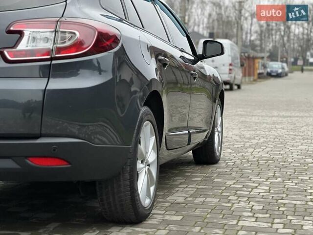 Серый Рено Меган, объемом двигателя 1.46 л и пробегом 230 тыс. км за 7470 $, фото 29 на Automoto.ua