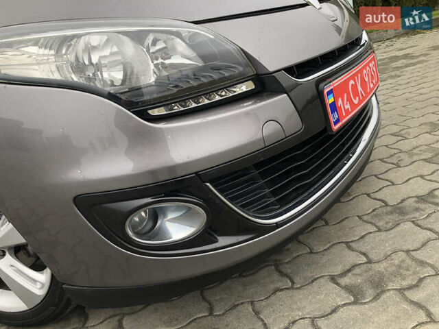 Серый Рено Меган, объемом двигателя 1.5 л и пробегом 256 тыс. км за 8350 $, фото 19 на Automoto.ua