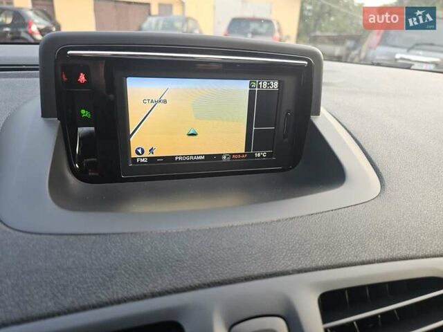 Серый Рено Меган, объемом двигателя 1.5 л и пробегом 221 тыс. км за 8850 $, фото 22 на Automoto.ua