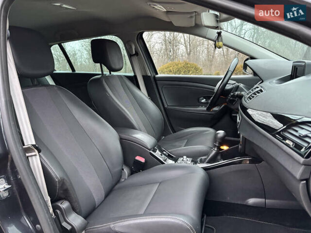 Серый Рено Меган, объемом двигателя 1.5 л и пробегом 264 тыс. км за 7950 $, фото 24 на Automoto.ua