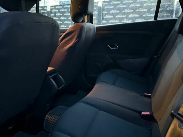 Сірий Рено Меган, об'ємом двигуна 1.5 л та пробігом 276 тис. км за 5700 $, фото 8 на Automoto.ua