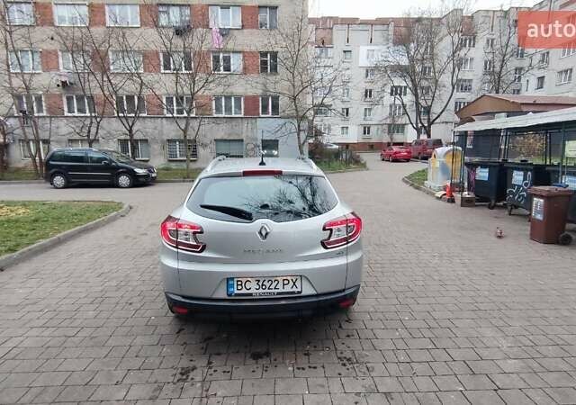 Серый Рено Меган, объемом двигателя 1.5 л и пробегом 264 тыс. км за 7200 $, фото 9 на Automoto.ua