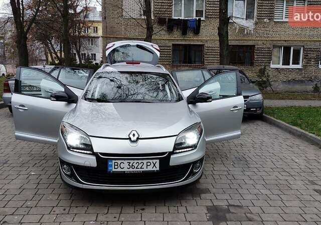 Серый Рено Меган, объемом двигателя 1.5 л и пробегом 264 тыс. км за 7200 $, фото 12 на Automoto.ua