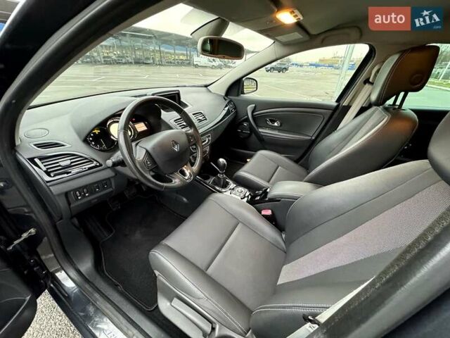 Серый Рено Меган, объемом двигателя 1.5 л и пробегом 210 тыс. км за 9850 $, фото 16 на Automoto.ua