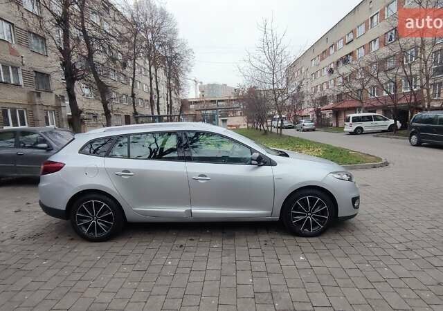 Серый Рено Меган, объемом двигателя 1.5 л и пробегом 264 тыс. км за 7200 $, фото 4 на Automoto.ua