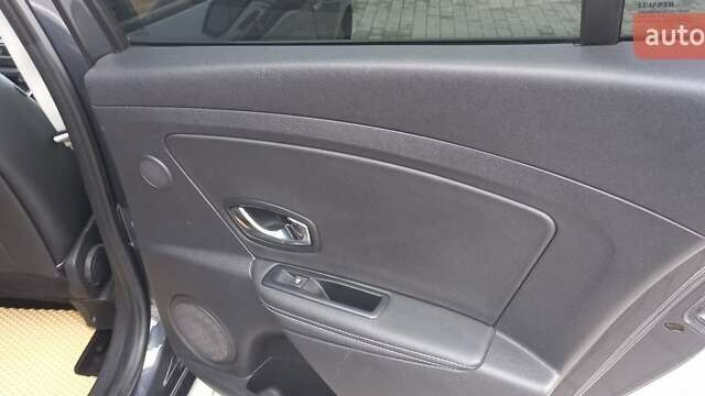 Сірий Рено Меган, об'ємом двигуна 1.5 л та пробігом 241 тис. км за 9500 $, фото 17 на Automoto.ua