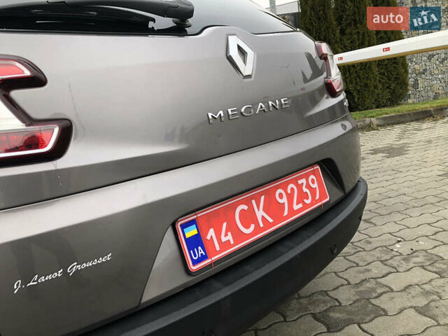 Серый Рено Меган, объемом двигателя 1.5 л и пробегом 256 тыс. км за 8350 $, фото 37 на Automoto.ua