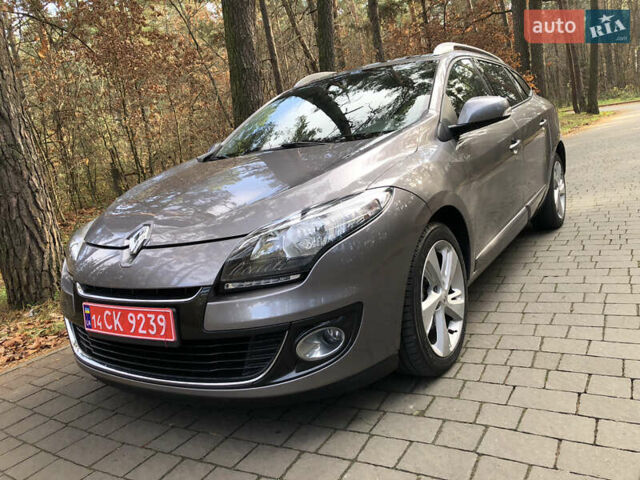 Серый Рено Меган, объемом двигателя 1.5 л и пробегом 251 тыс. км за 8450 $, фото 7 на Automoto.ua