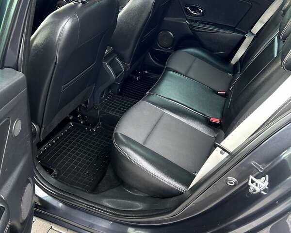 Серый Рено Меган, объемом двигателя 1.5 л и пробегом 247 тыс. км за 8300 $, фото 22 на Automoto.ua