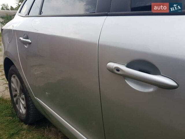 Сірий Рено Меган, об'ємом двигуна 1.46 л та пробігом 229 тис. км за 9600 $, фото 8 на Automoto.ua