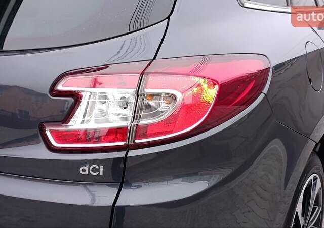 Серый Рено Меган, объемом двигателя 1.6 л и пробегом 188 тыс. км за 9450 $, фото 49 на Automoto.ua