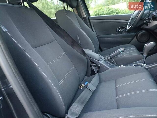 Серый Рено Меган, объемом двигателя 1.46 л и пробегом 243 тыс. км за 9000 $, фото 13 на Automoto.ua