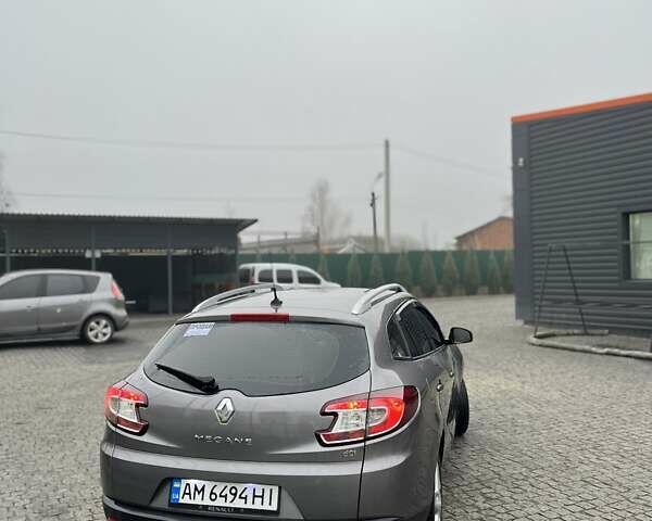 Серый Рено Меган, объемом двигателя 1.5 л и пробегом 310 тыс. км за 8700 $, фото 32 на Automoto.ua