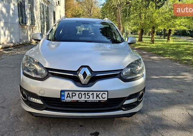 Сірий Рено Меган, об'ємом двигуна 1.46 л та пробігом 350 тис. км за 8200 $, фото 8 на Automoto.ua