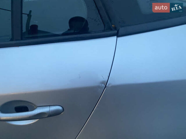 Сірий Рено Меган, об'ємом двигуна 1.5 л та пробігом 258 тис. км за 7200 $, фото 14 на Automoto.ua