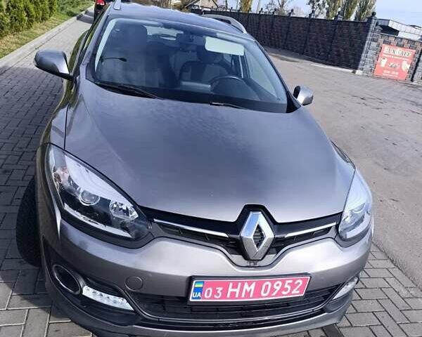 Серый Рено Меган, объемом двигателя 1.6 л и пробегом 172 тыс. км за 9500 $, фото 2 на Automoto.ua