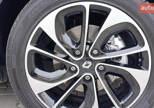 Серый Рено Меган, объемом двигателя 1.6 л и пробегом 188 тыс. км за 9450 $, фото 56 на Automoto.ua