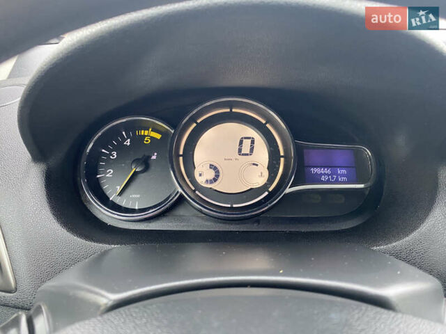 Серый Рено Меган, объемом двигателя 1.46 л и пробегом 198 тыс. км за 7900 $, фото 13 на Automoto.ua