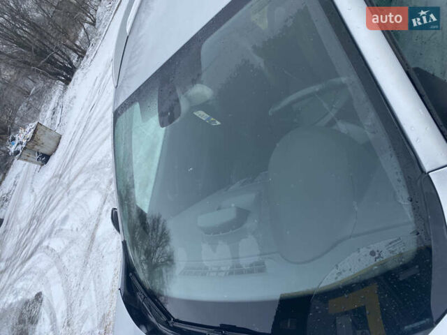 Серый Рено Меган, объемом двигателя 1.46 л и пробегом 270 тыс. км за 7500 $, фото 11 на Automoto.ua