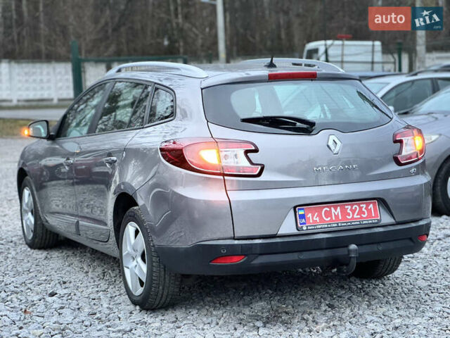 Сірий Рено Меган, об'ємом двигуна 1.5 л та пробігом 212 тис. км за 10500 $, фото 5 на Automoto.ua