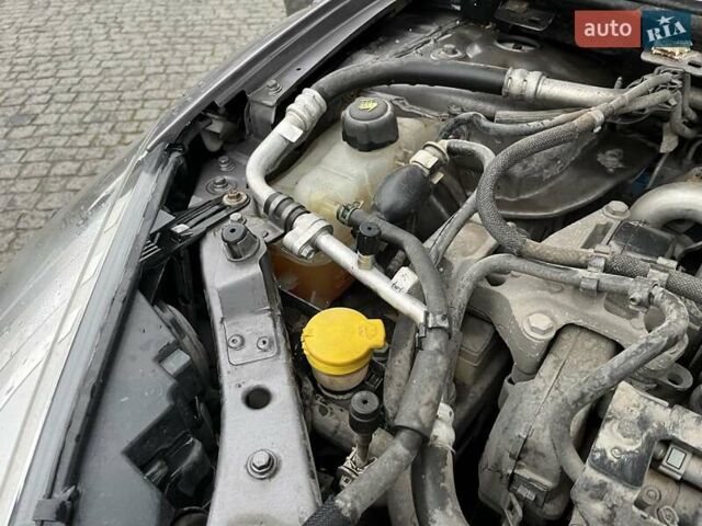 Серый Рено Меган, объемом двигателя 1.5 л и пробегом 310 тыс. км за 8700 $, фото 9 на Automoto.ua