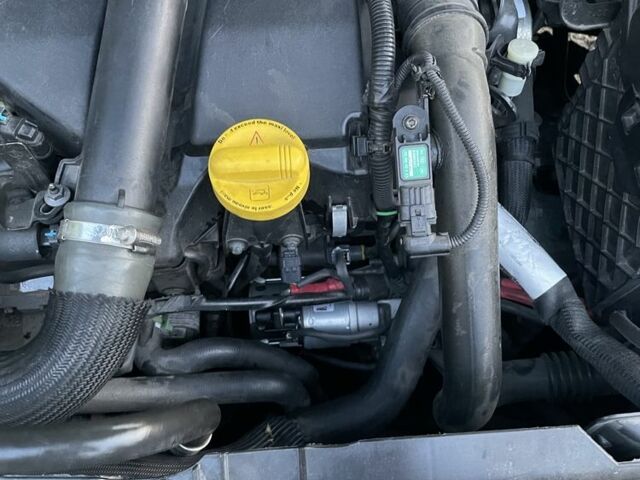 Серый Рено Меган, объемом двигателя 1.5 л и пробегом 256 тыс. км за 8700 $, фото 9 на Automoto.ua