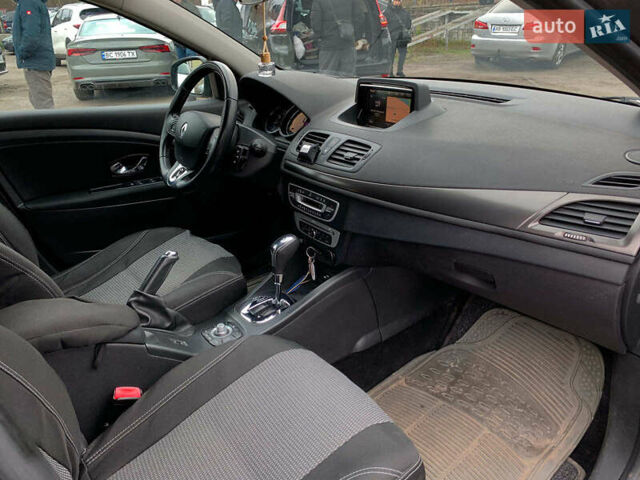 Сірий Рено Меган, об'ємом двигуна 1.5 л та пробігом 252 тис. км за 8790 $, фото 22 на Automoto.ua