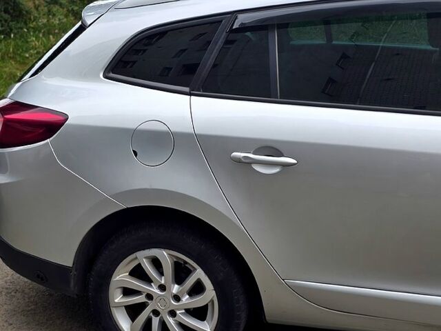 Серый Рено Меган, объемом двигателя 1.6 л и пробегом 286 тыс. км за 7300 $, фото 5 на Automoto.ua