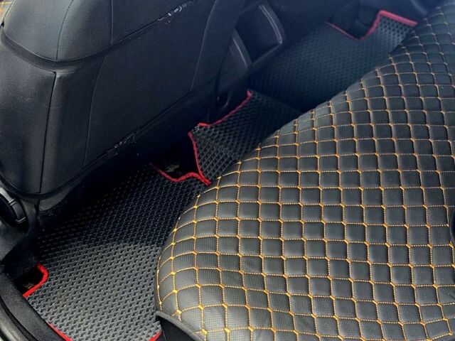 Серый Рено Меган, объемом двигателя 1.6 л и пробегом 286 тыс. км за 7300 $, фото 3 на Automoto.ua