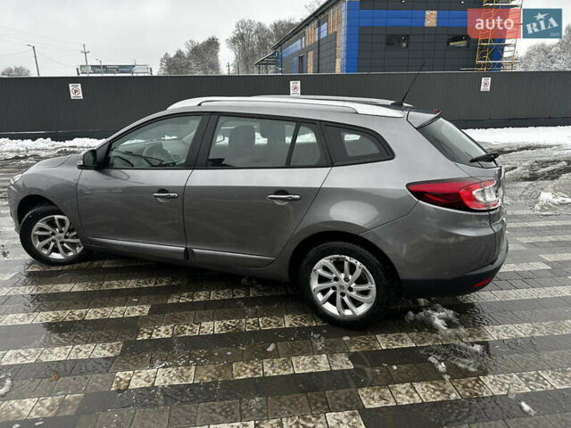 Серый Рено Меган, объемом двигателя 1.46 л и пробегом 171 тыс. км за 8550 $, фото 3 на Automoto.ua