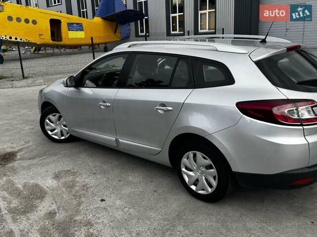 Серый Рено Меган, объемом двигателя 1.5 л и пробегом 311 тыс. км за 7500 $, фото 13 на Automoto.ua