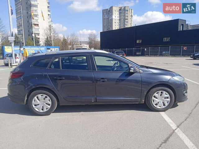 Серый Рено Меган, объемом двигателя 1.5 л и пробегом 355 тыс. км за 7200 $, фото 2 на Automoto.ua